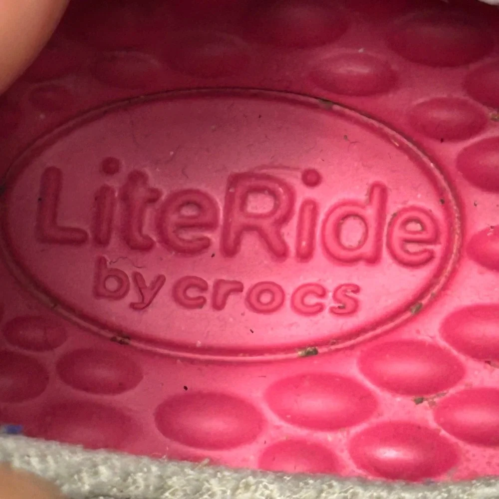 CROCS department women